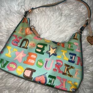 Dooney & Bourke logo shoulder bag